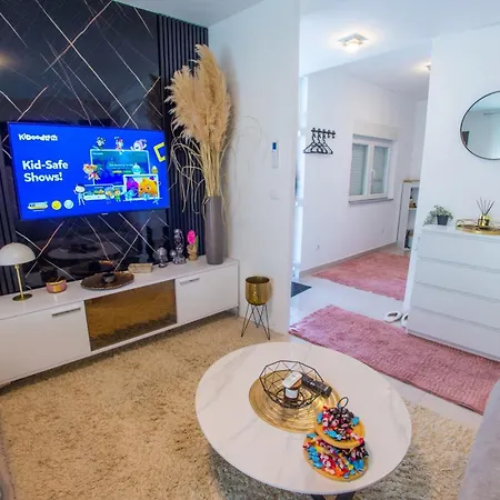 Luxe Bridge Escape Apartment Mostar