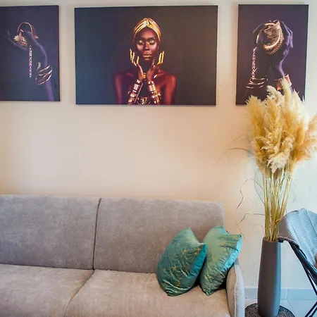 Luxe Bridge Escape * מוסטר