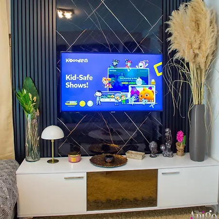 Luxe Bridge Escape Apartment