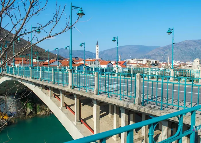 Luxe Bridge Escape Διαμέρισμα Μόσταρ